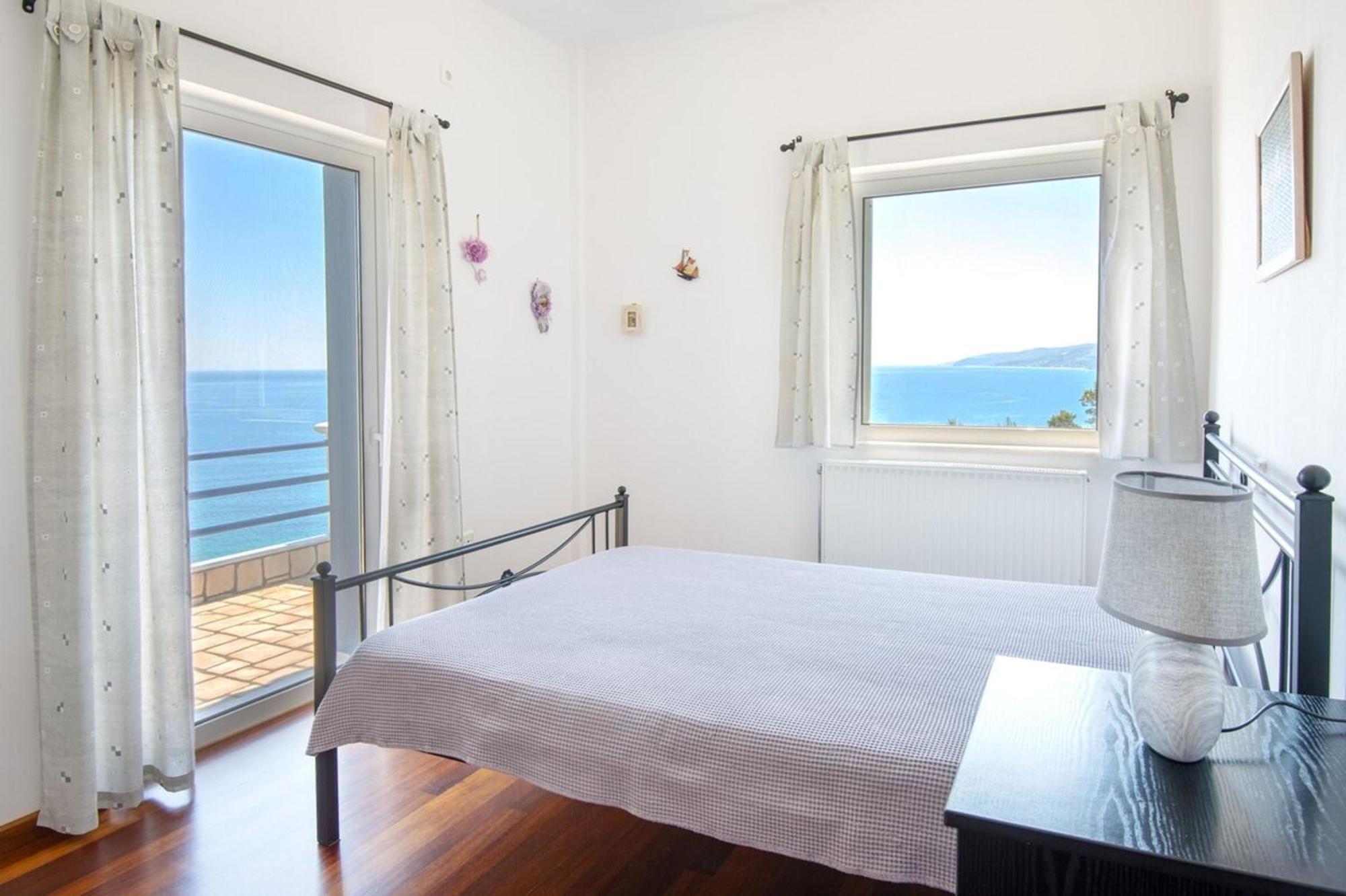 Blue Dream Seaside Villa With Superb Sea Views คีมี ภายนอก รูปภาพ