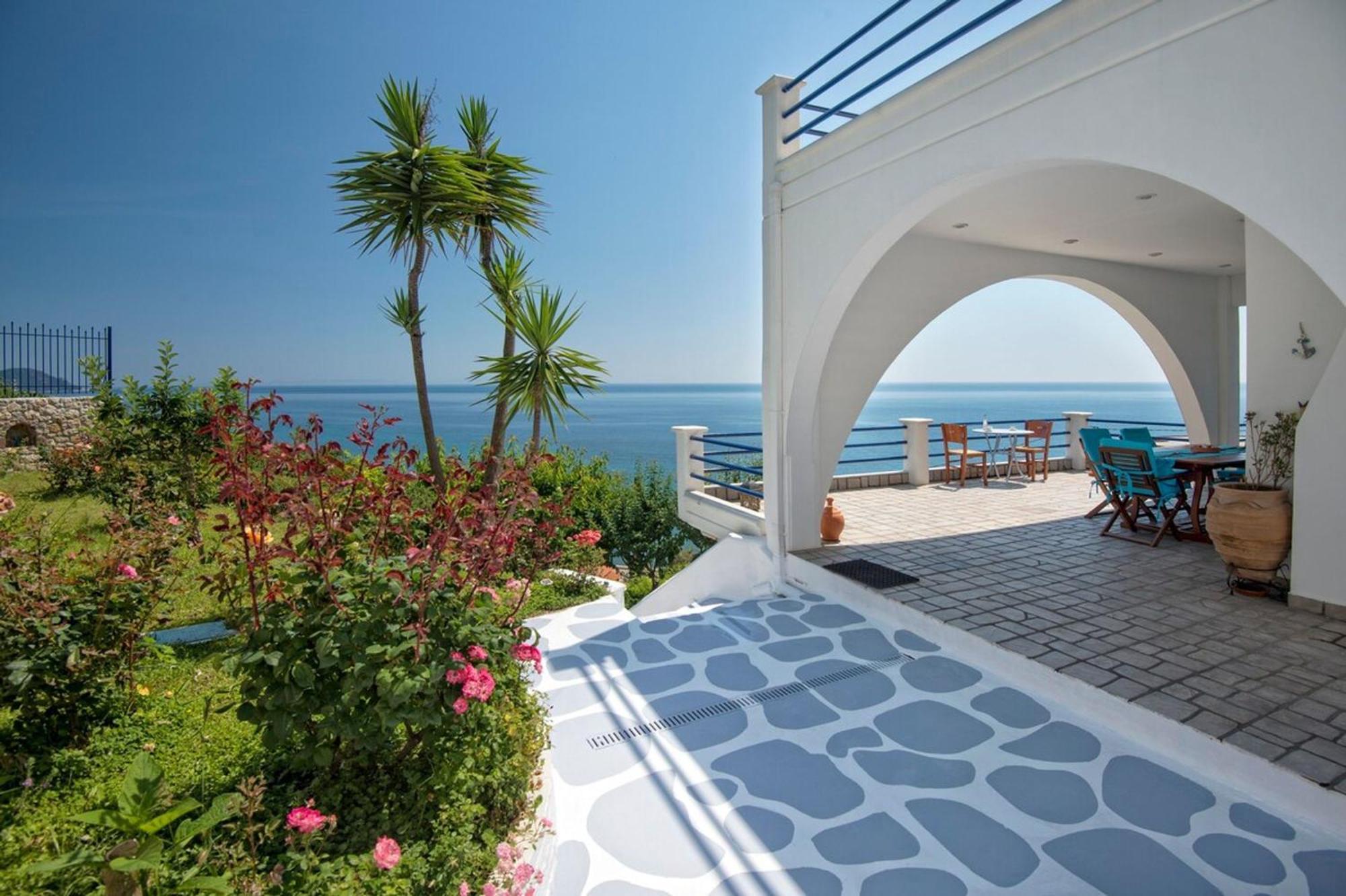 Blue Dream Seaside Villa With Superb Sea Views คีมี ภายนอก รูปภาพ